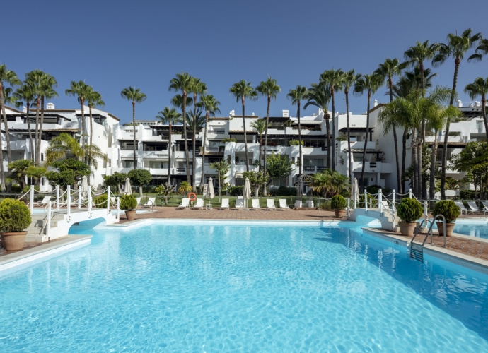 Apartment Middle Floor in The Golden Mile Marina Puente Romano  - 7