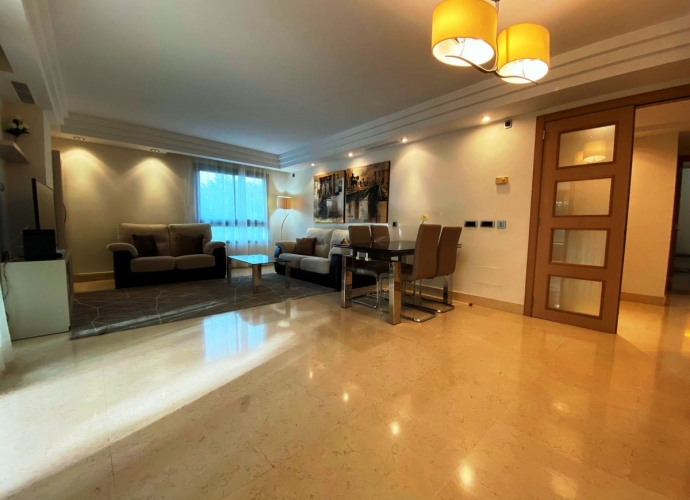 Apartment Middle Floor in The Golden Mile Jardines del Principe  - 3