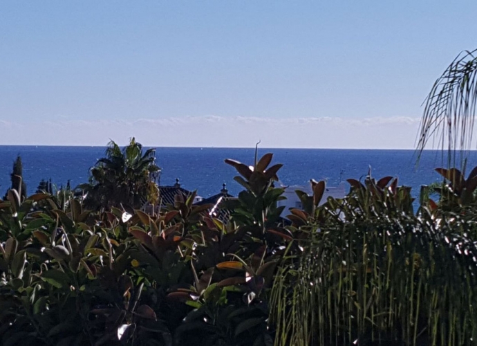 Apartamento Planta Media en Bahía de Marbella Bahía Real  - 4