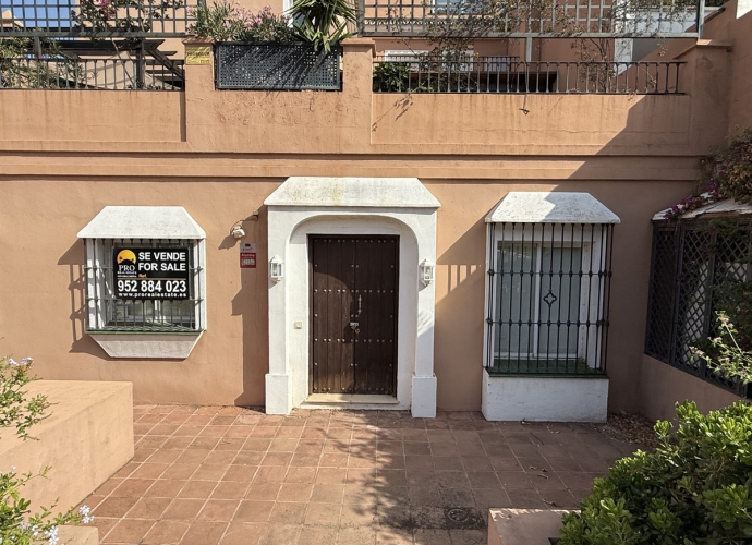 Commercial Commercial Premises en Guadalmina Alta - 1