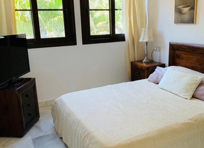 Apartamento Planta Media en Hacienda del Sol - 10