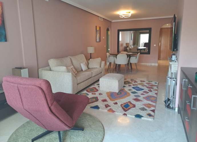 Appartement milieu d’Etage situé à Benahavís - 2