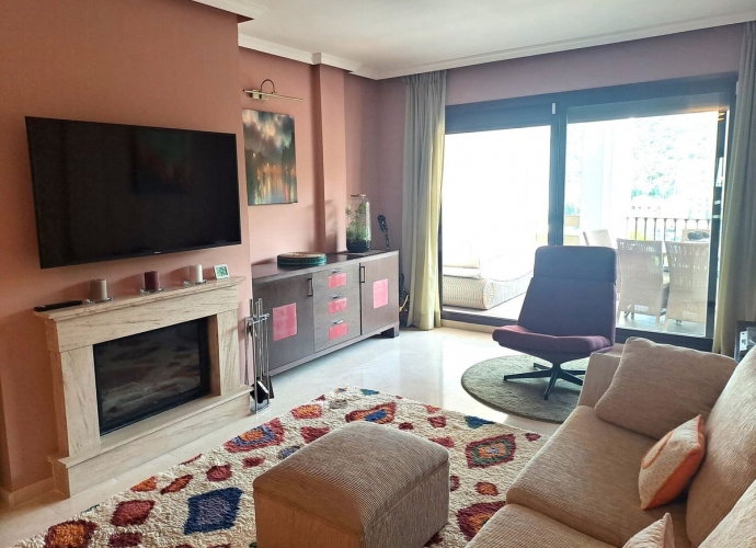 Appartement milieu d’Etage situé à Benahavís - 3