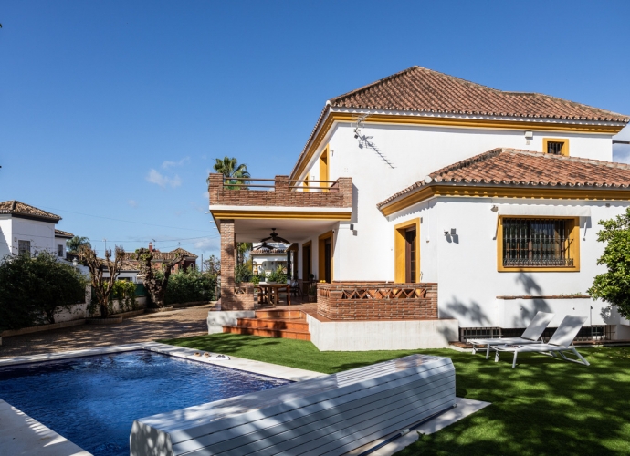 Villa Detached in San Pedro de Alcántara - 1
