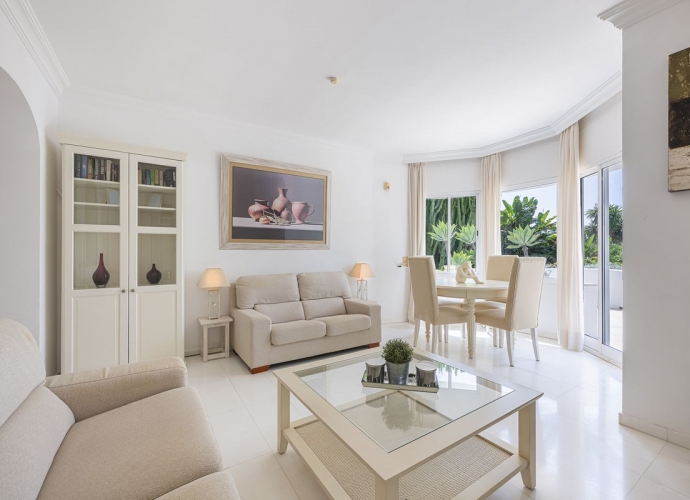 Appartement milieu d’Etage situé à The Golden Mile - 9