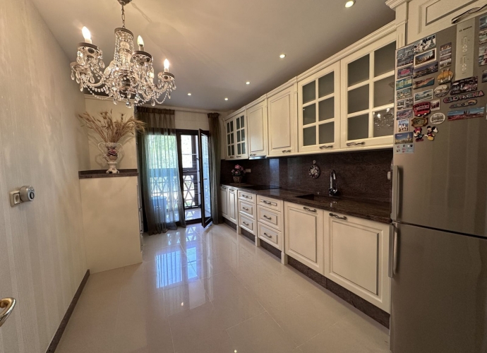 Appartement milieu d’Etage situé à The Golden Mile - 7