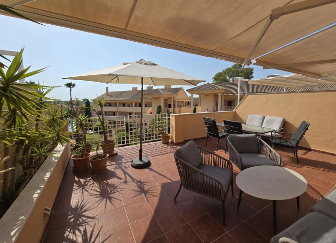 Apartment Penthouse in Elviria - 2