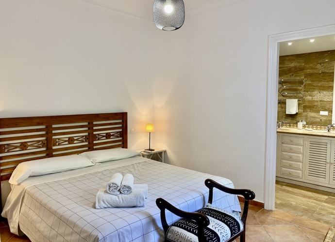 Villa Detached in Los Monteros - 10