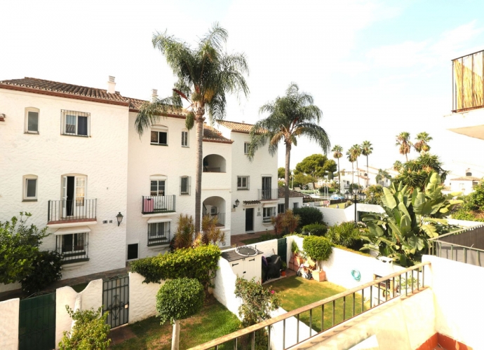 Apartamento Planta Media en New Golden Mile - 2