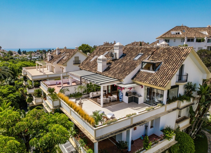 Apartment Penthouse Duplex in The Golden Mile Lomas del Rey  - 4