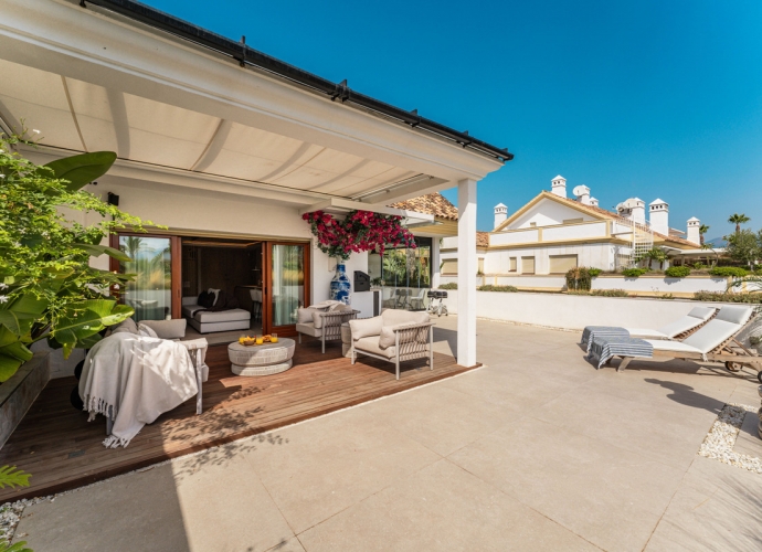 Apartment Penthouse Duplex in The Golden Mile Lomas del Rey  - 8
