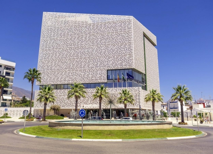 Commercial Commercial Premises en Estepona - 1