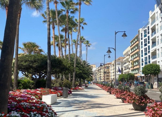 Commercial Commercial Premises en Estepona - 9