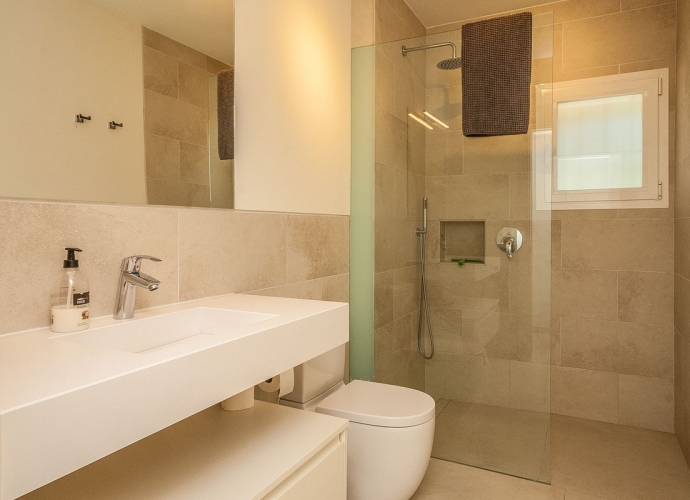 Villa Detached in Elviria - 6