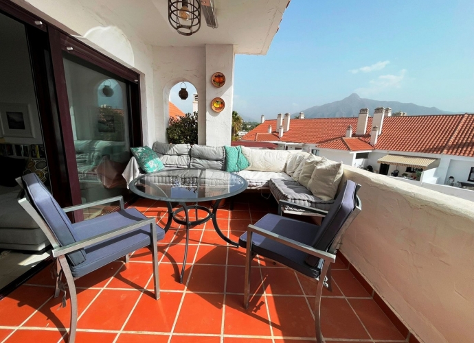 Apartment Middle Floor in Nueva Andalucía La Maestranza  - 7
