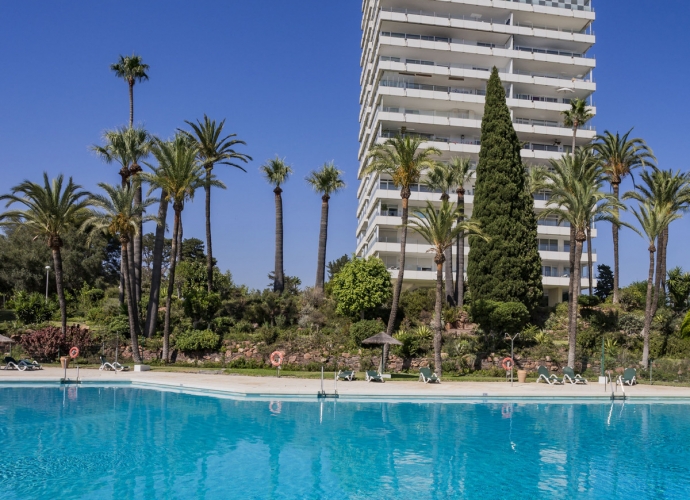 Apartamento Planta Media en Río Real - 2