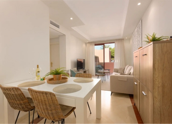 Apartment Middle Floor in Elviria - 10