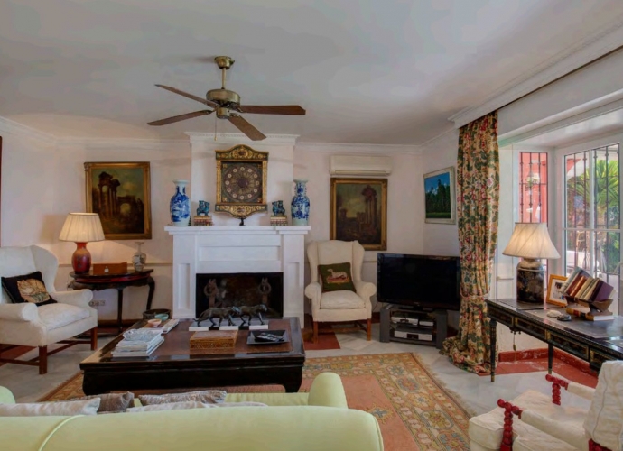 Villa Independiente en New Golden Mile - 10