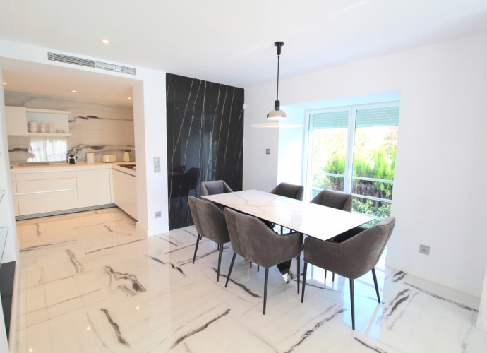 Villa Independiente en Nueva Andalucía Villas en Nueva Andalucia  - 6