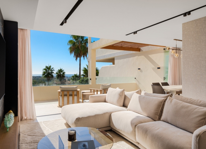 Appartement milieu d’Etage situé à Nueva Andalucía Palacetes los Belvederes  - 4