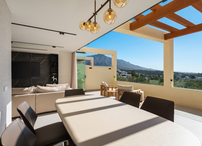 Appartement milieu d’Etage situé à Nueva Andalucía Palacetes los Belvederes  - 7