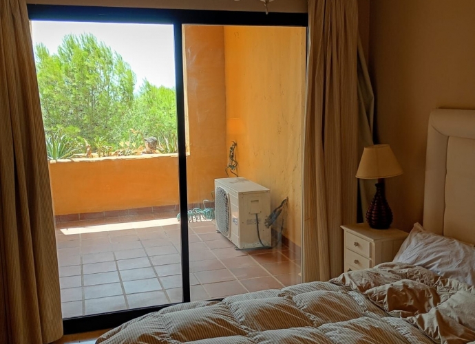 Apartamento Planta Baja en Estepona - 2