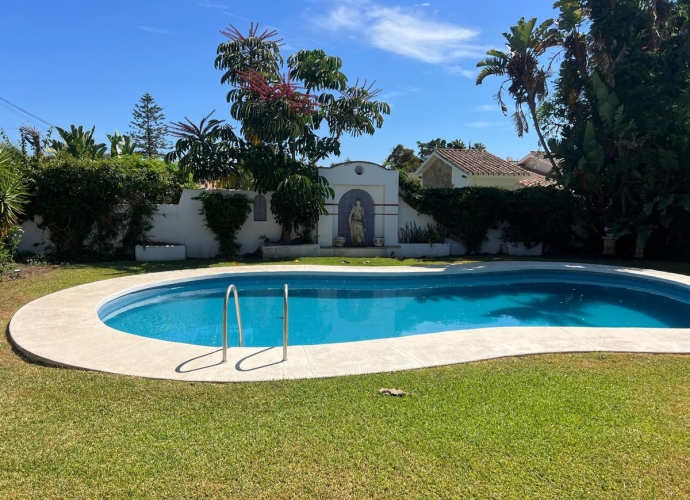Villa Independiente en Estepona - 10