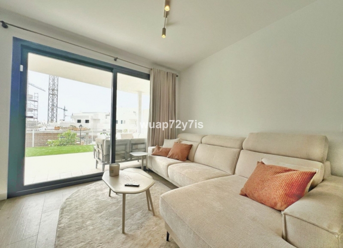 Apartamento Planta Baja en Estepona - 3