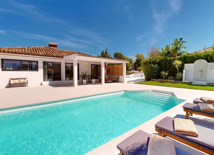 Villa Independiente en Estepona - 1