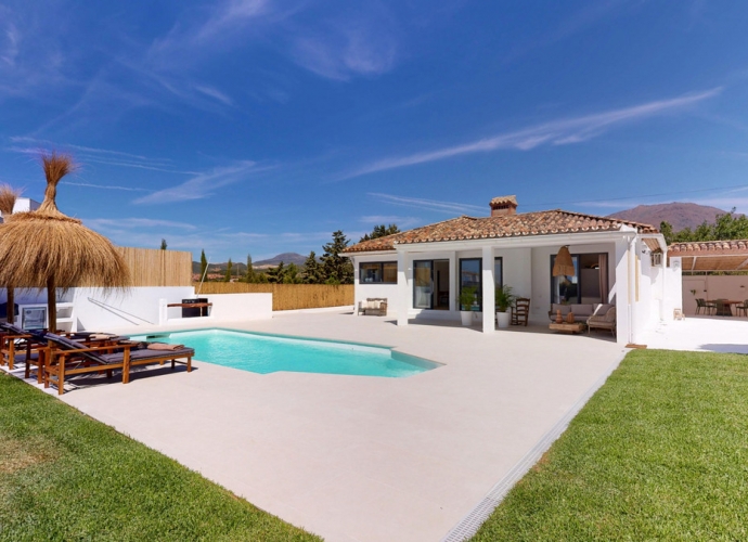 Villa Independiente en Estepona - 2