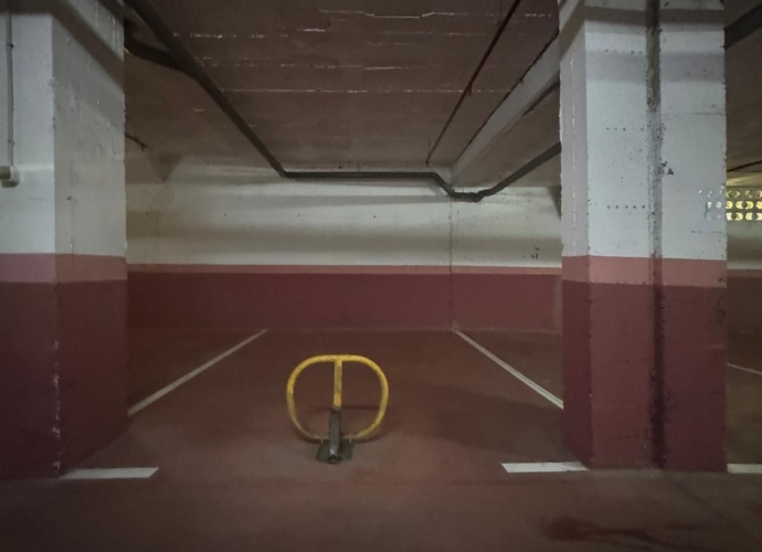 Commercial Parking Space in Marbella - 2