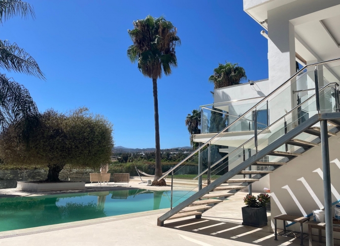 Villa Independiente en Nueva Andalucía Villas en Nueva Andalucia  - 3