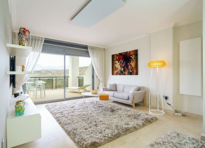 Apartment Middle Floor in Benahavís - 3