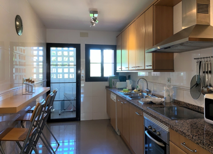 Apartamento Planta Media en Hacienda del Sol - 3