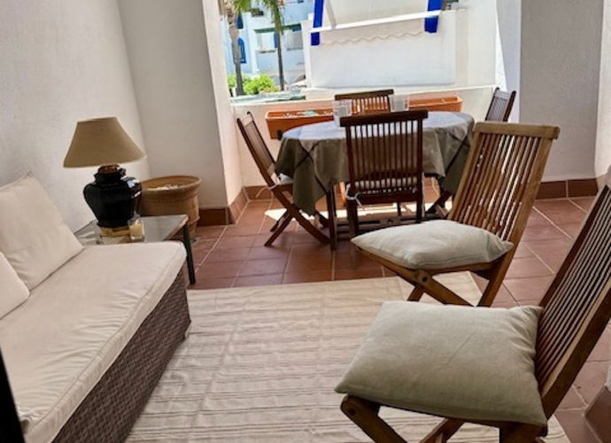 Apartment Middle Floor in Marbella - 4