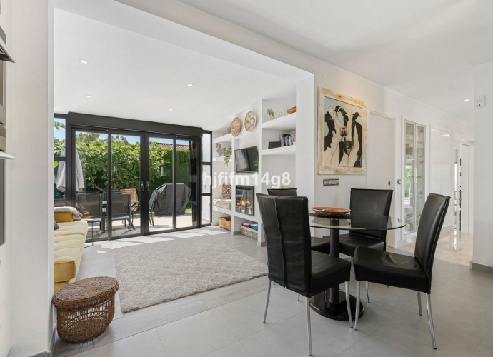 Villa Independiente en Nueva Andalucía Villas en Nueva Andalucia  - 10