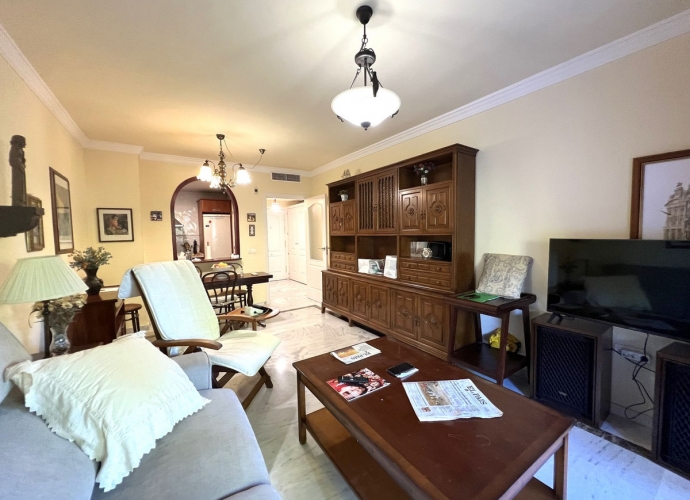 Apartamento Planta Media en The Golden Mile Costa Nagüeles III  - 5