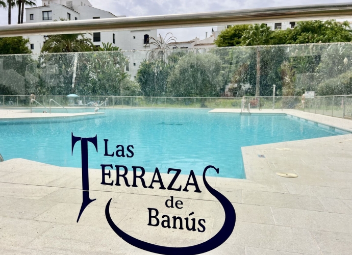 Apartamento Planta Media en Puerto Banús Jardines del Puerto  - 6
