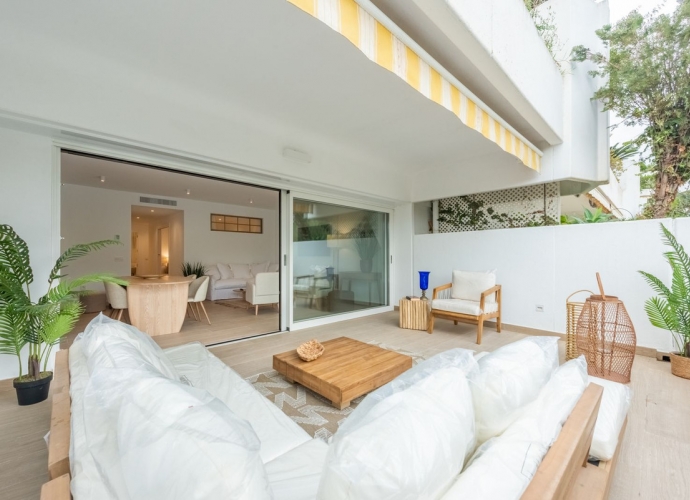 Apartamento Planta Media en The Golden Mile Las Terrazas de las Lomas  - 3