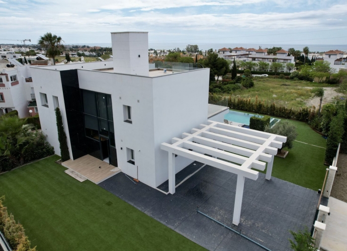 Villa Detached in Cancelada - 7
