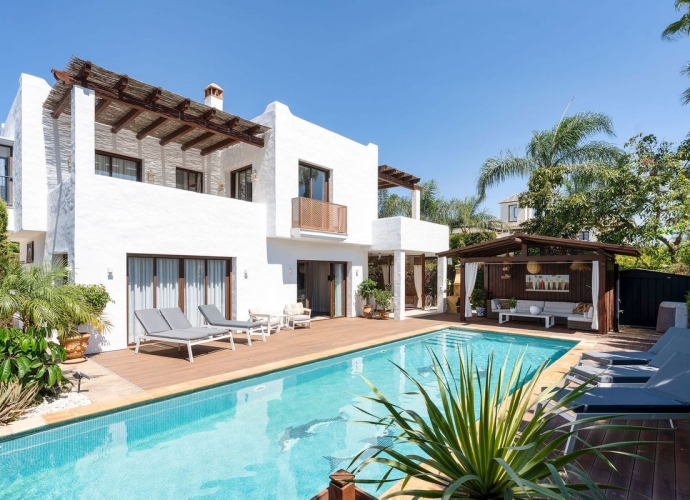 Villa Detached in San Pedro de Alcántara - 1