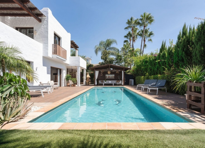 Villa Detached in San Pedro de Alcántara - 2