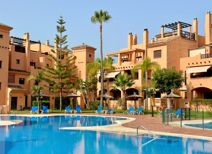 Apartamento Planta Baja en Hacienda del Sol - 1