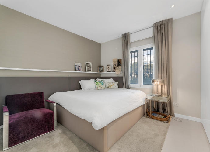 Apartment Middle Floor in The Golden Mile - 8