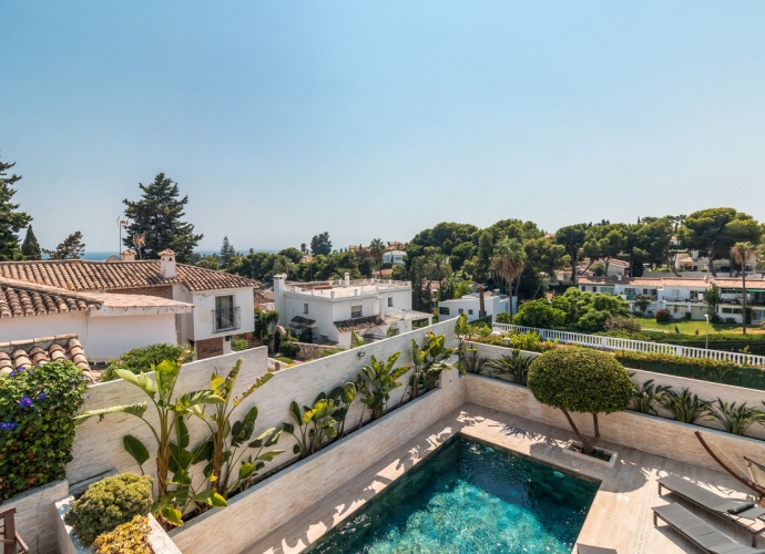 Villa Independiente en Nueva Andalucía Villas en Nueva Andalucia  - 2