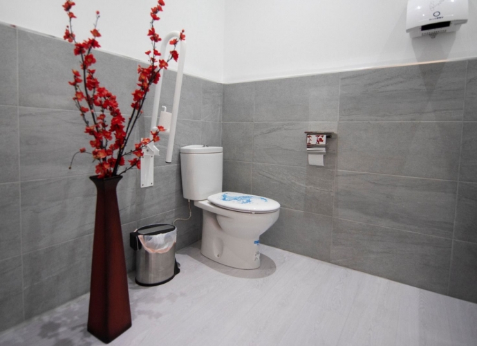 Commercial Business en Puerto Banús - 8