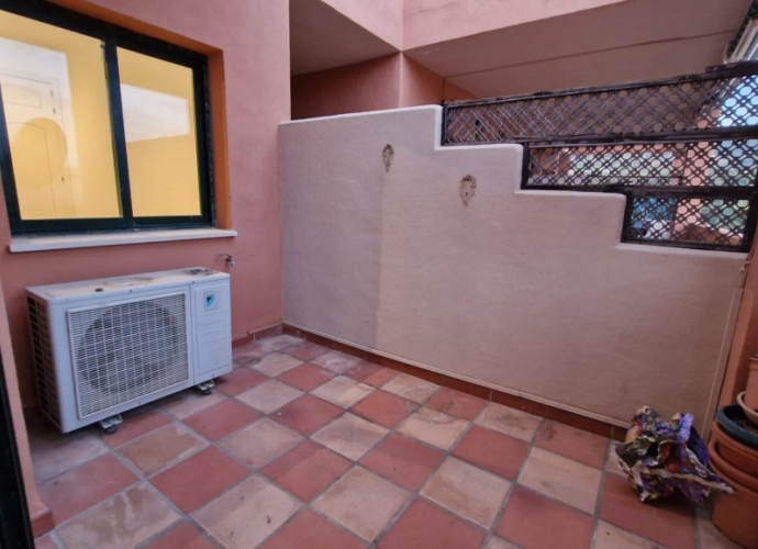 Apartment Middle Floor in Elviria - 2
