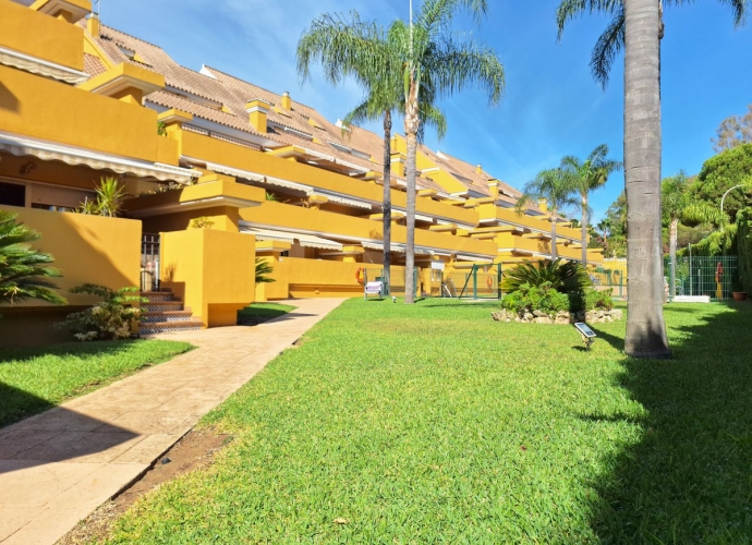 Apartment Penthouse Duplex in Elviria - 3