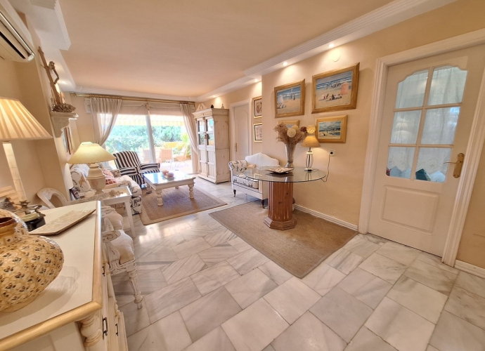 Apartment Penthouse Duplex in Elviria - 8