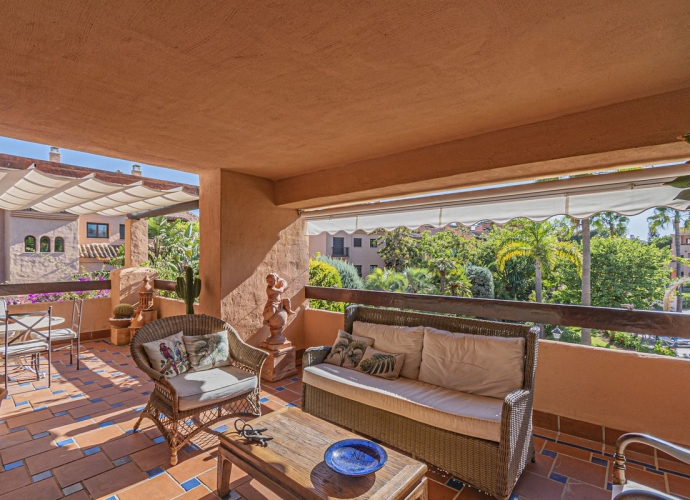 Apartment Middle Floor in Hacienda del Sol - 1